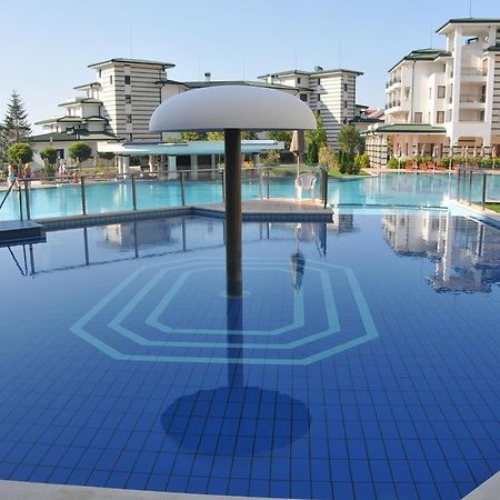 Kalina Private Apartments In Emerald Resort, رافدا المظهر الخارجي الصورة