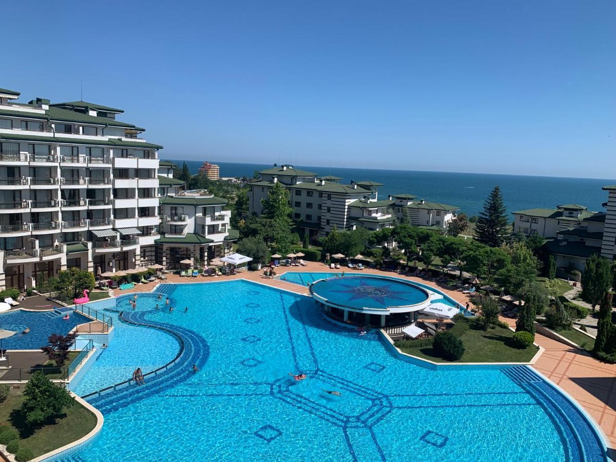 Kalina Private Apartments In Emerald Resort, رافدا المظهر الخارجي الصورة