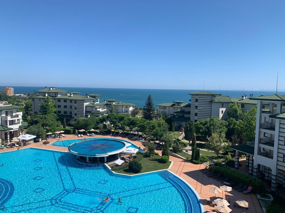 Kalina Private Apartments In Emerald Resort, رافدا المظهر الخارجي الصورة