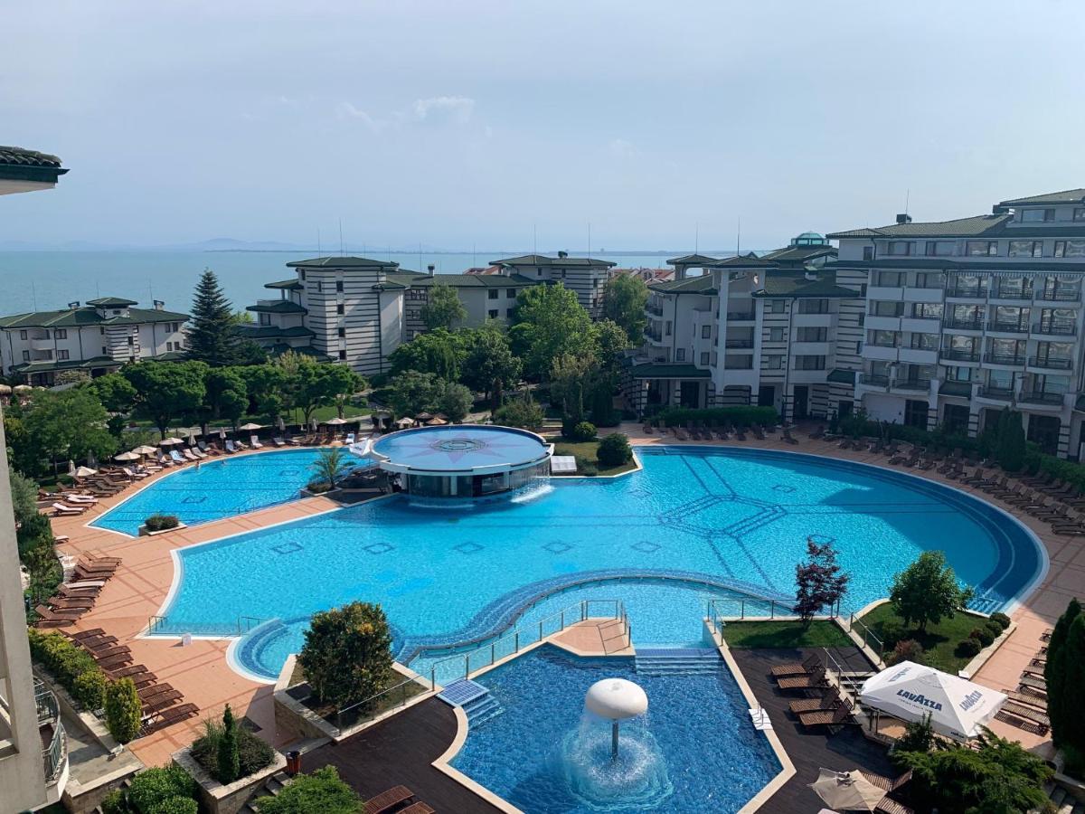 Kalina Private Apartments In Emerald Resort, رافدا المظهر الخارجي الصورة