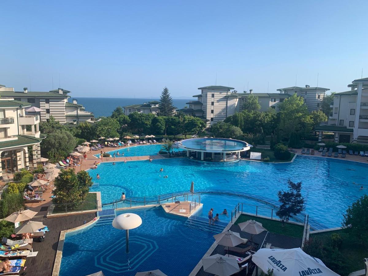 Kalina Private Apartments In Emerald Resort, رافدا المظهر الخارجي الصورة