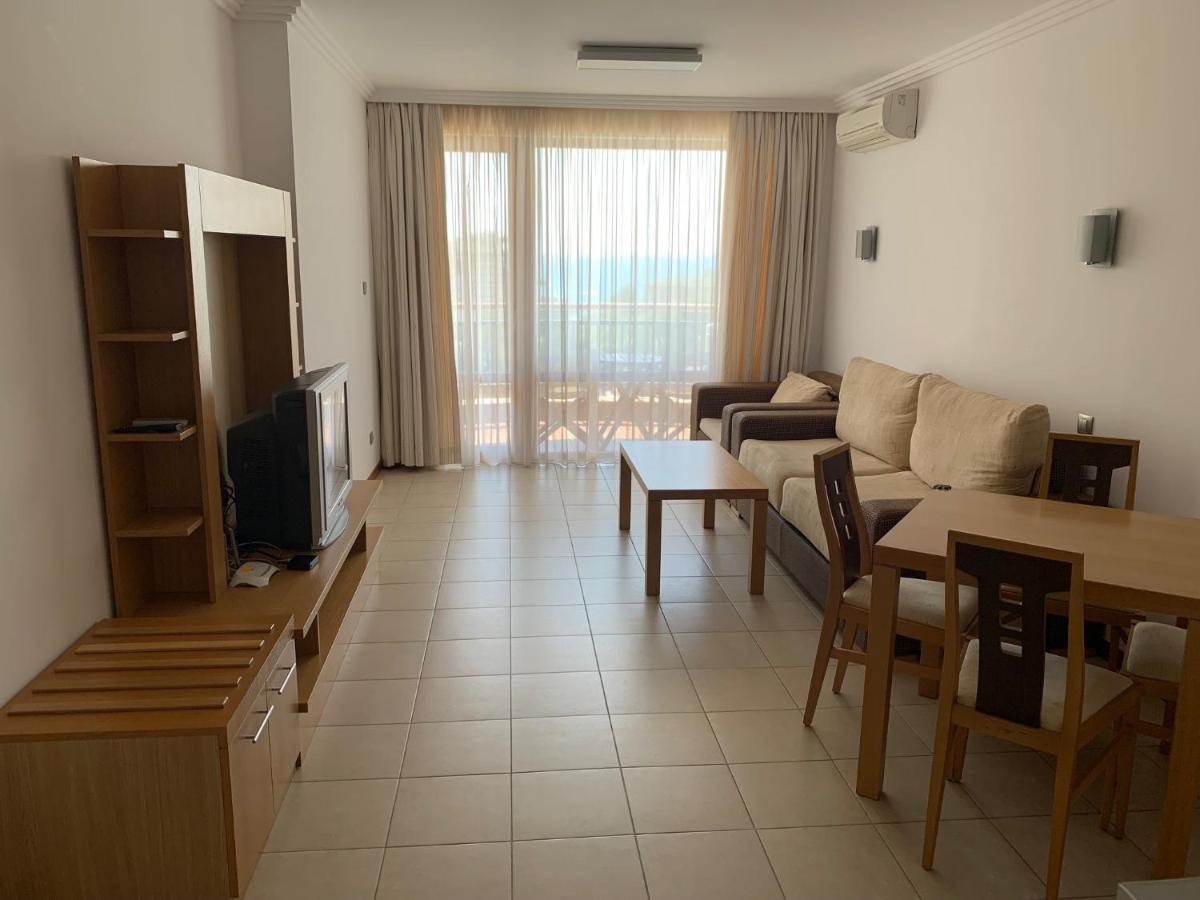 Kalina Private Apartments In Emerald Resort, رافدا المظهر الخارجي الصورة