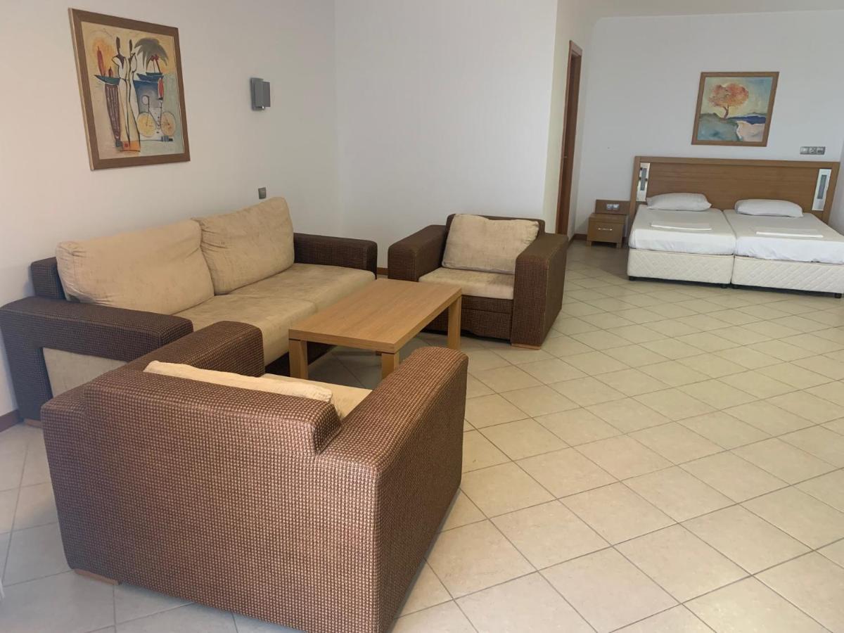 Kalina Private Apartments In Emerald Resort, رافدا المظهر الخارجي الصورة