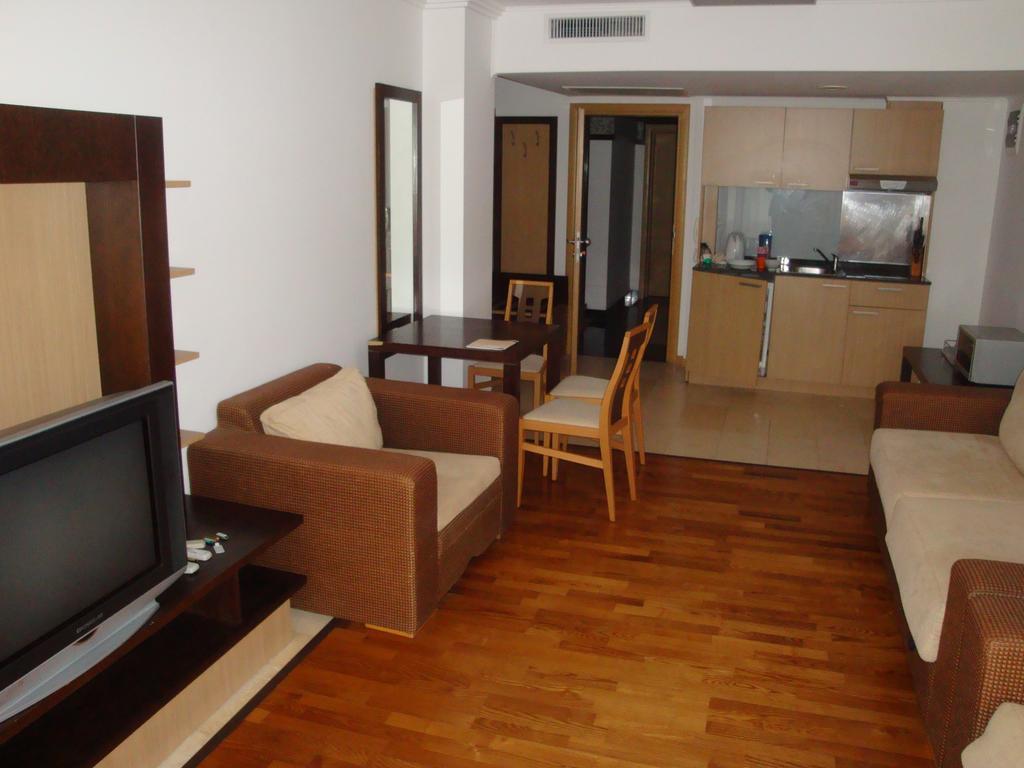 Kalina Private Apartments In Emerald Resort, رافدا المظهر الخارجي الصورة