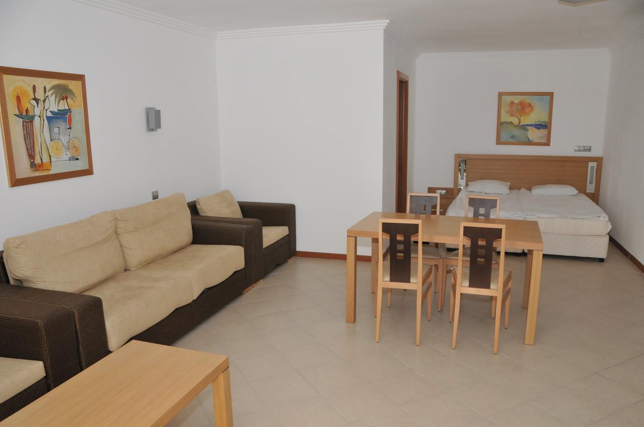 Kalina Private Apartments In Emerald Resort, رافدا المظهر الخارجي الصورة