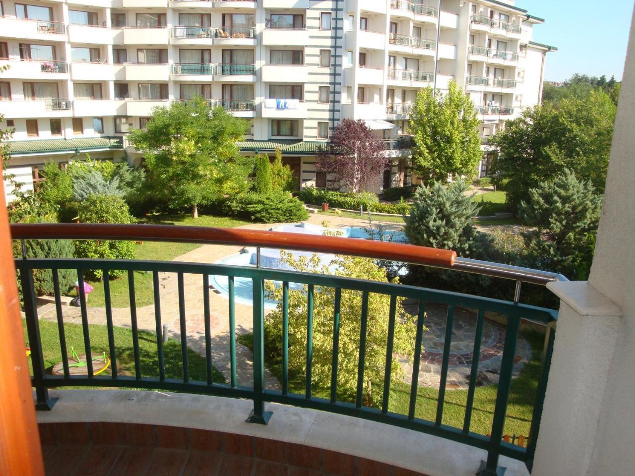 Kalina Private Apartments In Emerald Resort, رافدا المظهر الخارجي الصورة