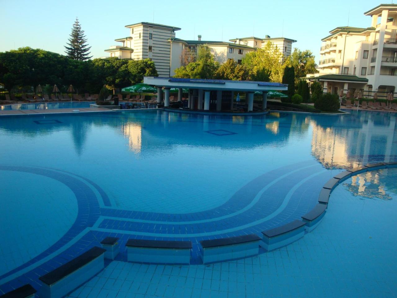 Kalina Private Apartments In Emerald Resort, رافدا المظهر الخارجي الصورة